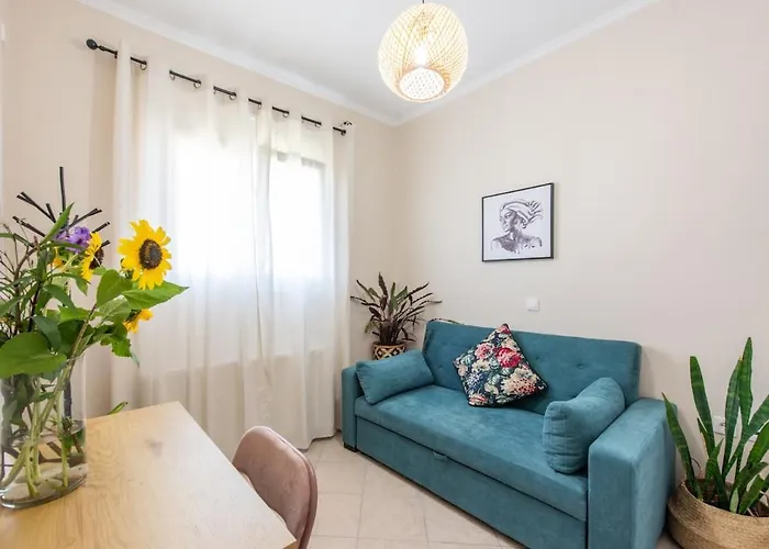 Magnolia House - Close To Corfu Town Apartment